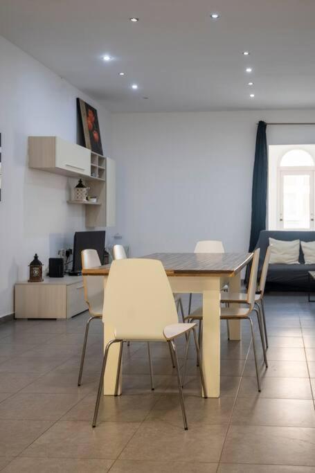 Modern & Spacious Near Valletta Apartment Sliema