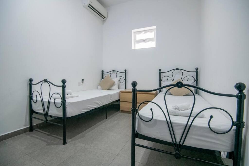 Apartment Modern & Spacious Near Valletta Sliema