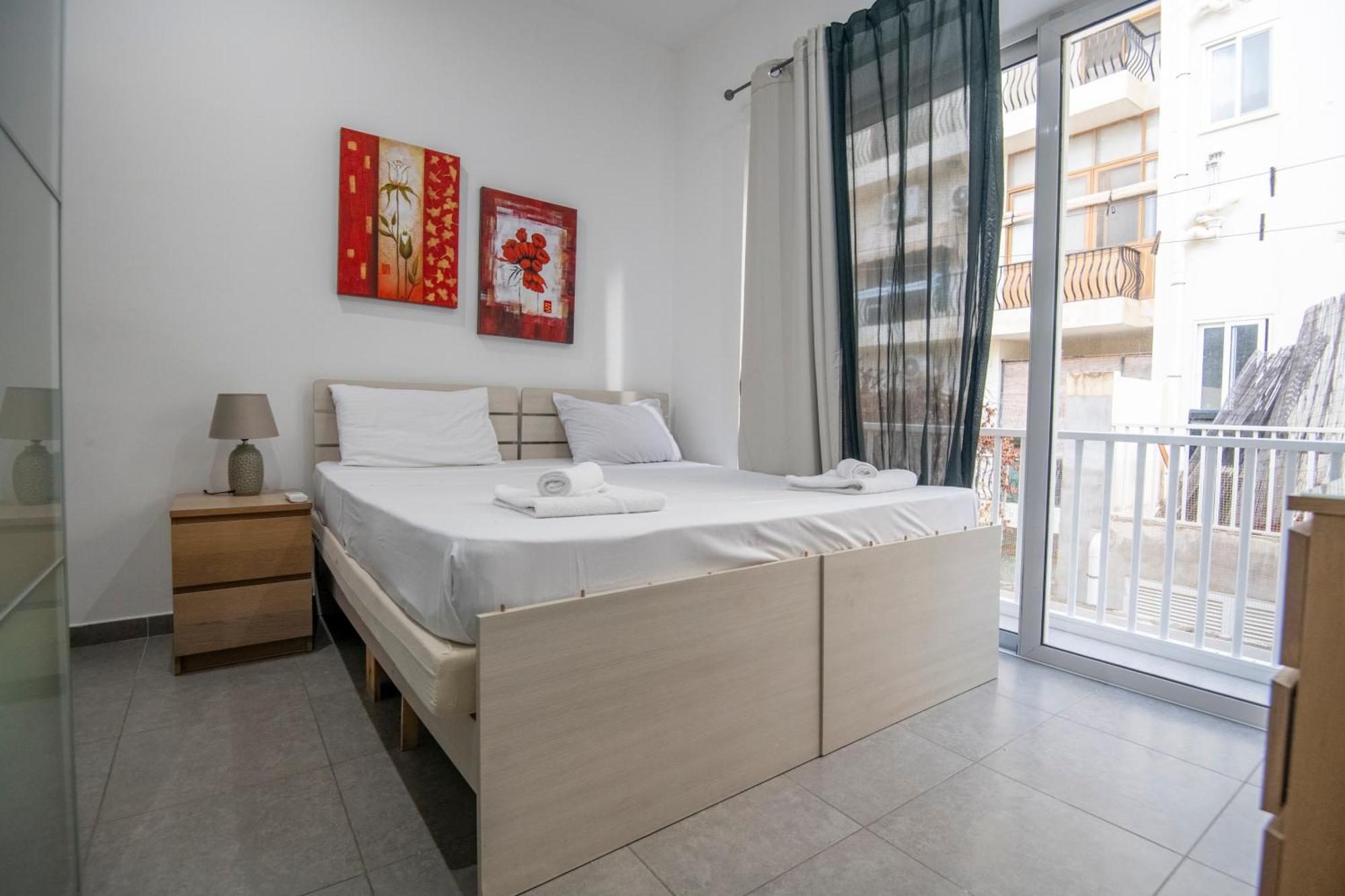 Modern & Spacious Near Valletta Apartment Sliema